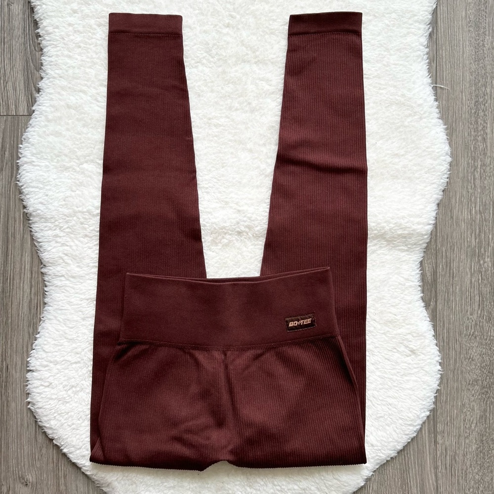 Bo + Tee Brown Ribbed High-Waisted Leggings